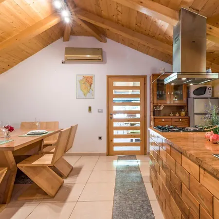 Nyaraló Cetina By Interhome *